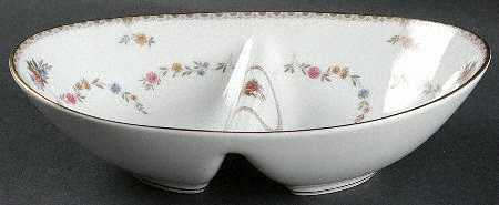 Dresdena 10" Oval Divided Vegetable Bowl