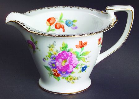 Dresdlina Creamer