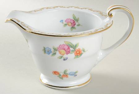 Dresdlina Creamer