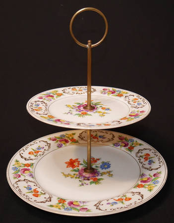 Dresdena 2 Tiered Serving Tray (Dinner & Salad Plate)