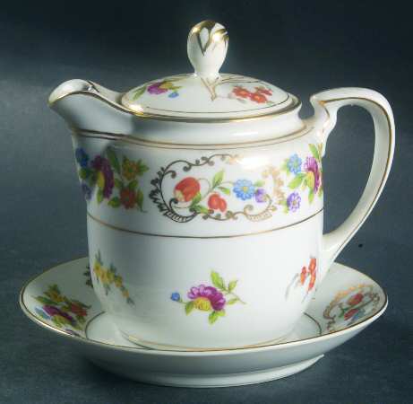 Dresdena Large Syrup with Lid and Underplate