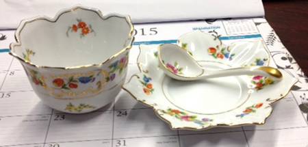 Dresdena Mayonnaise & Ladle w/Underplate
