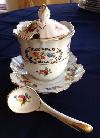 Dresdena Jam/Jelly & Lid, Ladle & Underplate