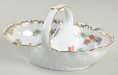 Dresdoll 6" Divided Oval Basket
