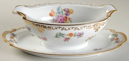 Dresdoll Gravy Boat with Attached Underplate