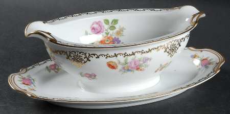 Dresita Gravy Boat with Attached Underplate