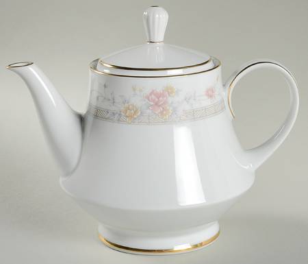 Dream Street Teapot & Lid