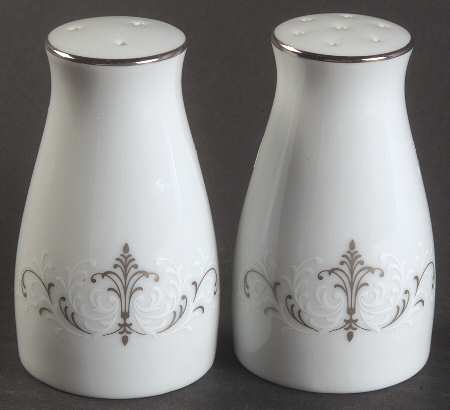 Dubarry Salt & Pepper Set