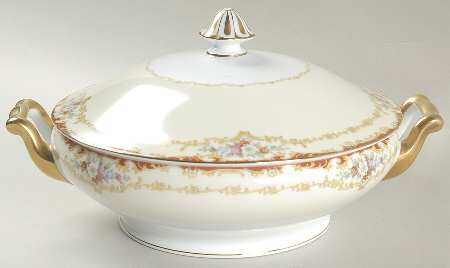 Dubarry Round Covered Vegetable