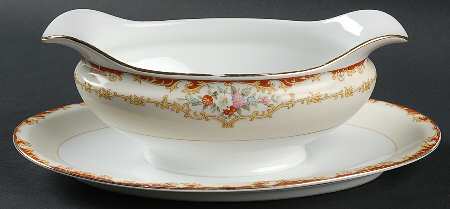 Dubarry Gravy Boat with Attached Underplate
