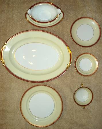 Dubonnet 16" Oval Serving Platter