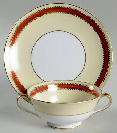 Durga Footed Cream Soup Bowl & Saucer Set