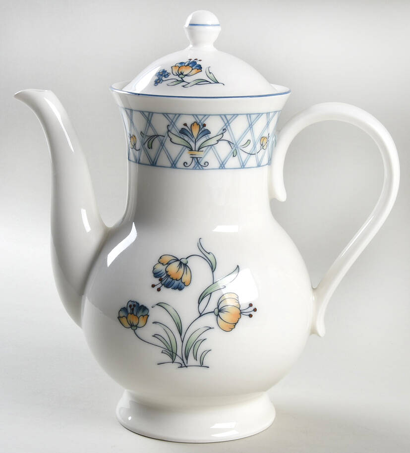 Dutch Weave Coffee Pot & Lid