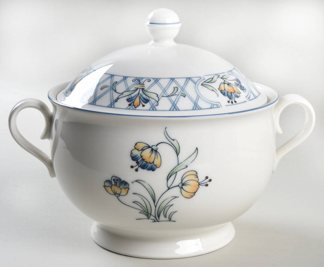 Dutch Weave 2 Qt Round Covered Casserole