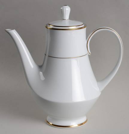 Dynasty Coffee Pot & Lid