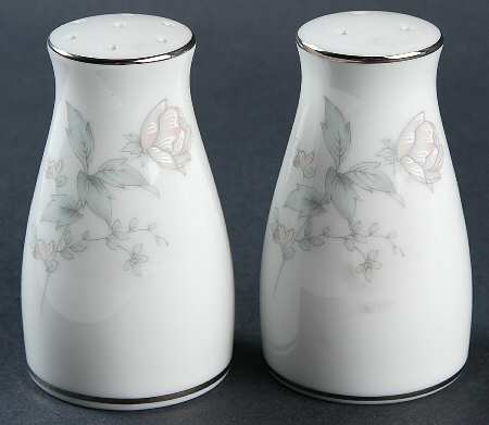 Easthampton Salt & Pepper Set