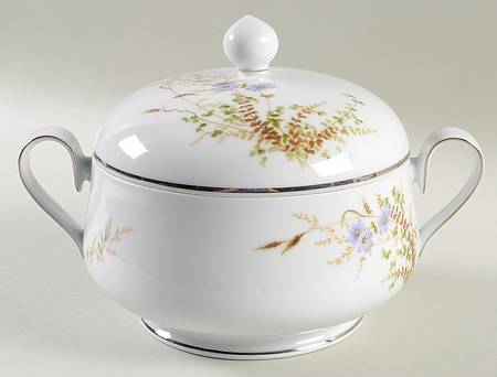 Edenderry Round Covered Vegetable