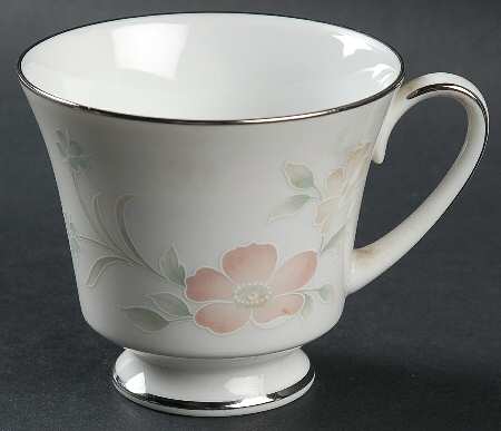 Eden Footed Cup