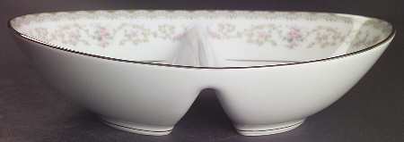 Edgewood 10" Oval Divided Vegetable Bowl by Noritake