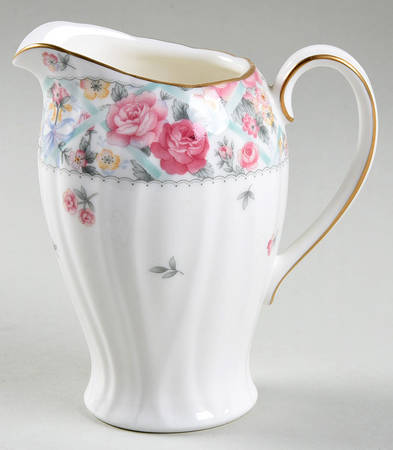 Edgemoor Creamer