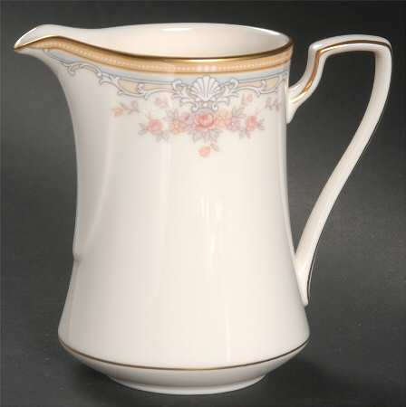 Edgewater Creamer