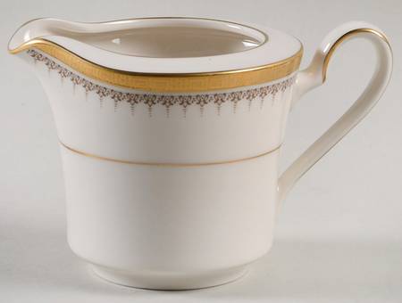 Edinburgh Creamer by Noritake