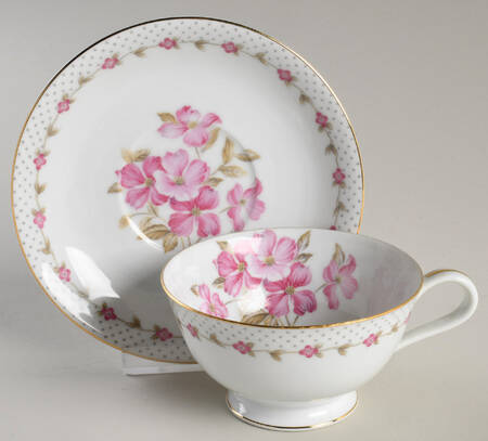 Elaine Footed Cup & Saucer Set