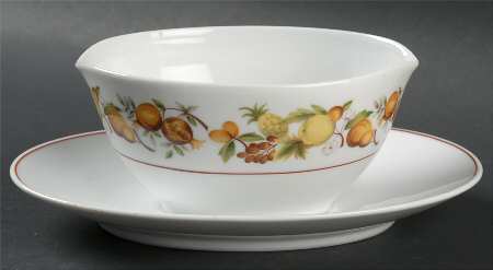 Elloree Gravy Boat with Attached Underplate