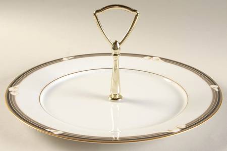 Ellington Round Serving Plate with Handle (DP) by Noritake