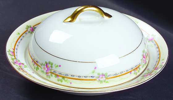 Ellwood Round Covered Butter