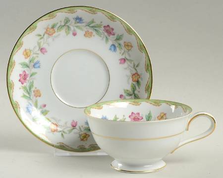Elmhurst Footed Cup & Saucer Set