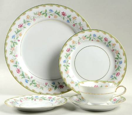 Elmhurst 5 Piece Place Setting