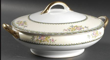 Elmonte Round Covered Vegetable