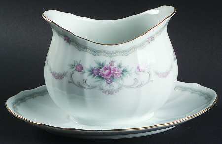 Elmsford Gravy Boat with Attached Underplate