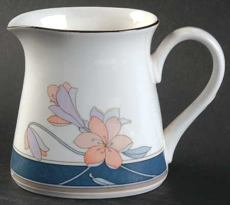 El Parador Creamer