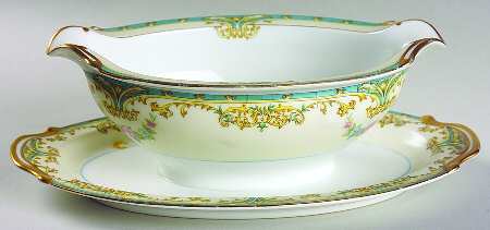 Elroy (Smooth Edge) Gravy Boat with Attached Underplate