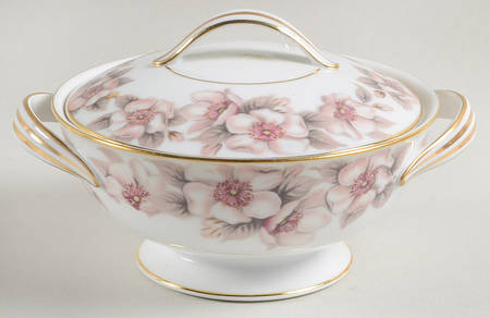 Elsinore Sugar Bowl & Lid
