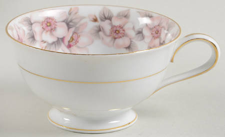 Elsinore Footed Cup