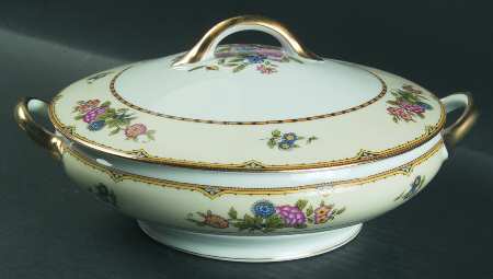Elysian Round Covered Vegetable