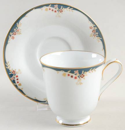 Embrace Footed Cup & Saucer Set