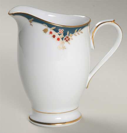 Embrace Creamer