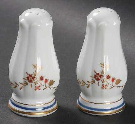 Embrace Salt & Pepper Set