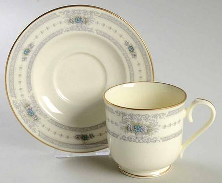 Emerentia Footed Cup & Saucer Set