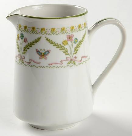 Empire Creamer
