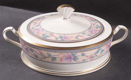 Embassy Suite Round Covered Vegetable by Noritake