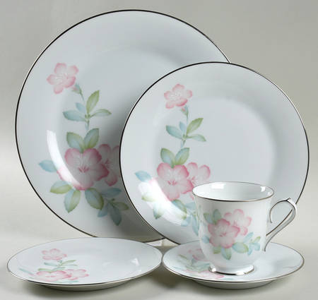 Enchantment 5 Piece Place Setting