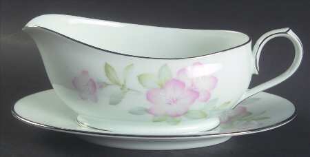 Enchantment Gravy Boat & Underplate