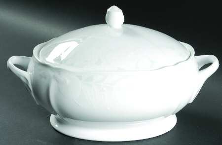 Engravings Oval Covered Vegetable