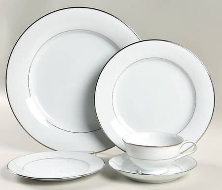 Envoy 40 Piece Estate Set