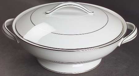 Envoy Round Covered Vegetable